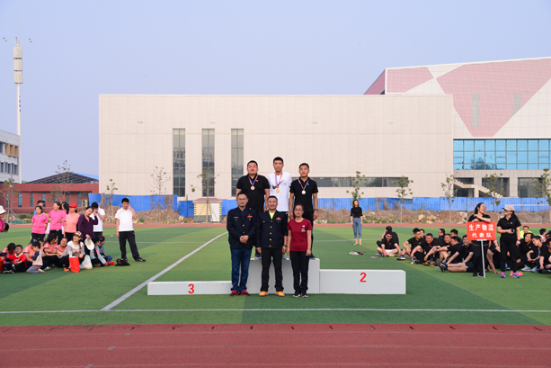 “團(tuán)結(jié)拼搏，打造百年新華” 臨沂新華二〇一八年春季田徑運(yùn)動會隆重舉行 第 21 張
