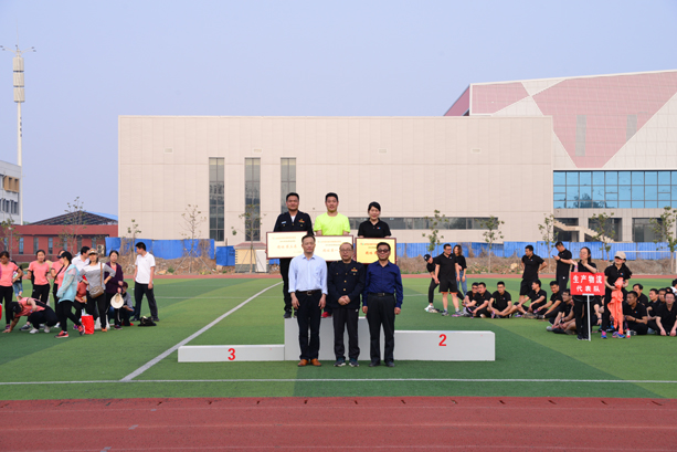 “團(tuán)結(jié)拼搏，打造百年新華” 臨沂新華二〇一八年春季田徑運(yùn)動會隆重舉行 第 22 張
